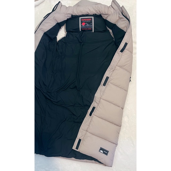 LIKE NEW | SUPERDRY PUFFER VEST - Picture 3 of 12
